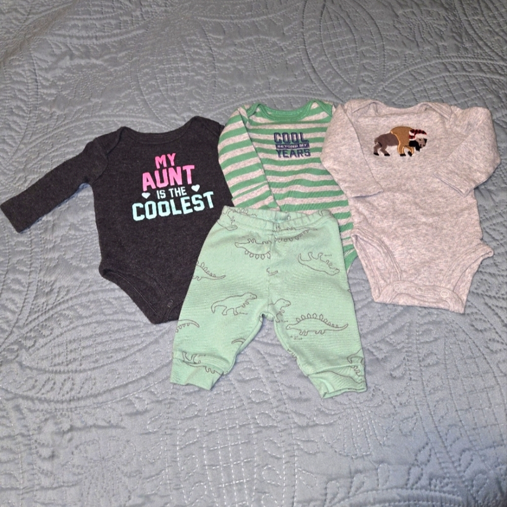 Carter's NB Boy's Bundle 4pcs